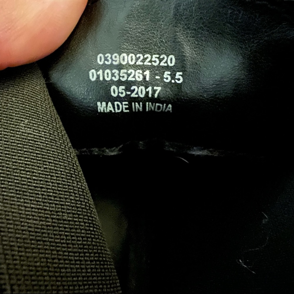 Chelsea Boots - Picture 7 of 7